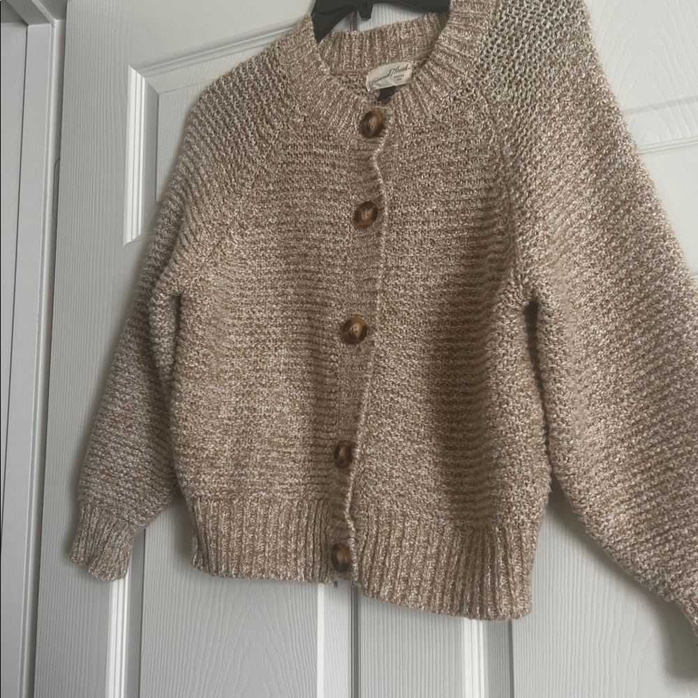 Universal Thread Beige Button-Up Cardigan - Picture 3 of 3